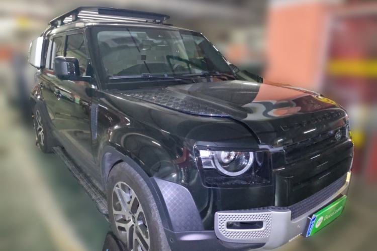 Used Land Rover Defender 2020 110 P400 Dark Special Edition Front Right 45 Deg