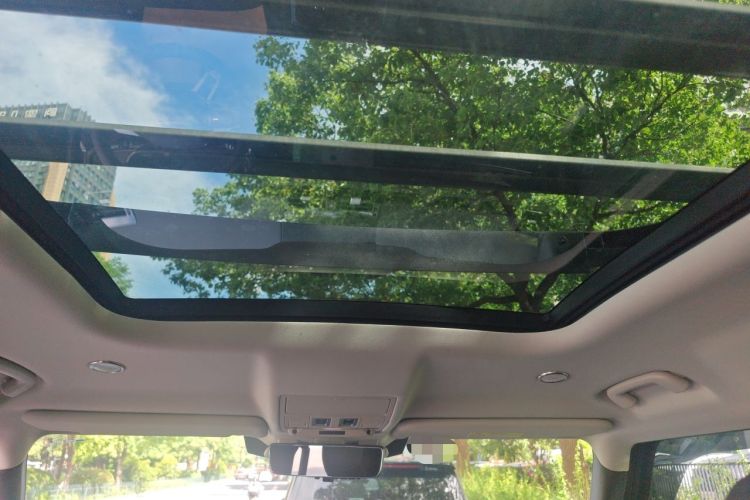 Used Land Rover Defender 2020 110 P400 Dark Special Edition Headliner