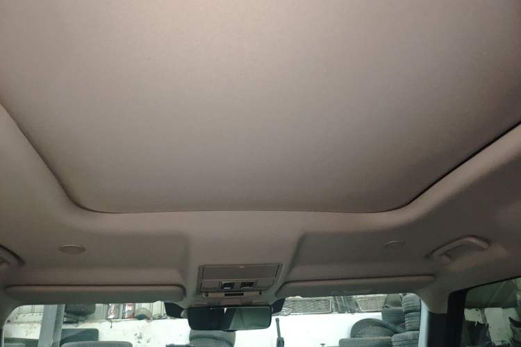 Used Land Rover Defender  Headliner