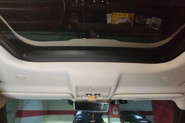 Used Land Rover Defender 2020 110 P400 SE Headliner