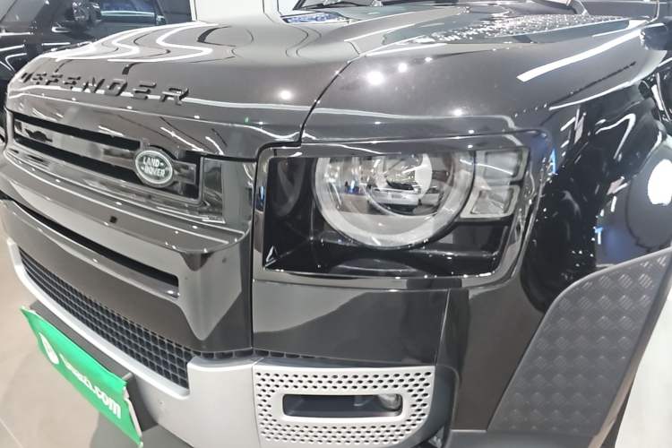 Used Land Rover Defender 2020 110 P400 Dark Special Edition Left Front Headlight
