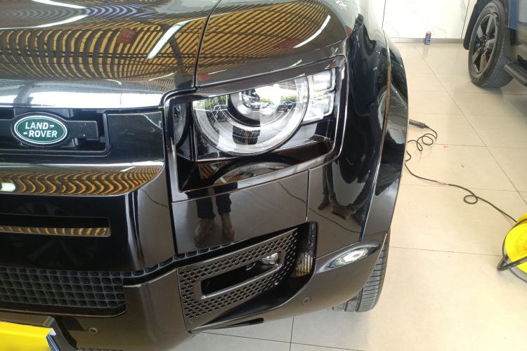 Used Land Rover Defender 2020 110 P400 SE Left Front Headlight