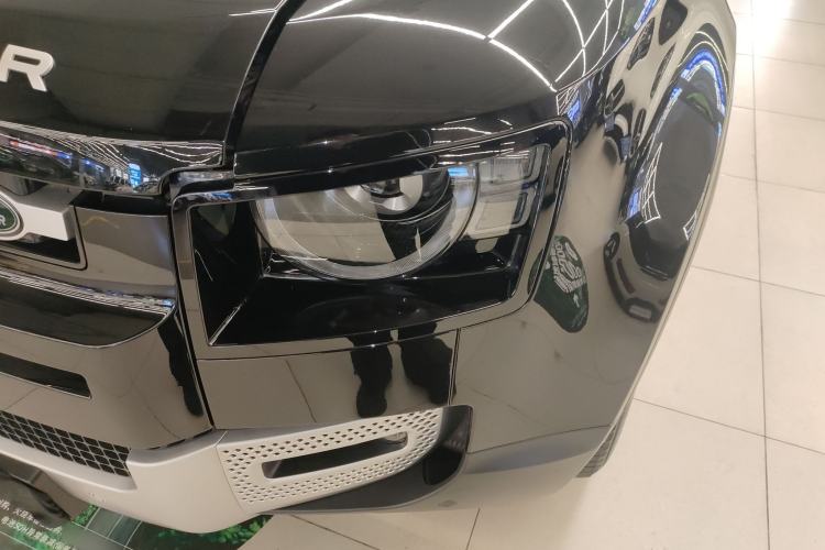 Used Land Rover Defender 2020 110 P400 HSE Left Front Headlight
