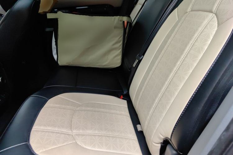 Used Land Rover Defender 2020 110 P400 Dark Special Edition Left Rear Seat