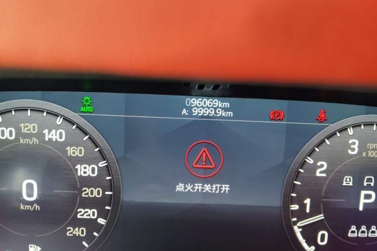 Used Land Rover Defender 2020 110 P400 SE Odometer Close Up