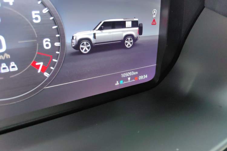 Used Land Rover Defender 2020 110 P400 Dark Special Edition Odometer Close Up