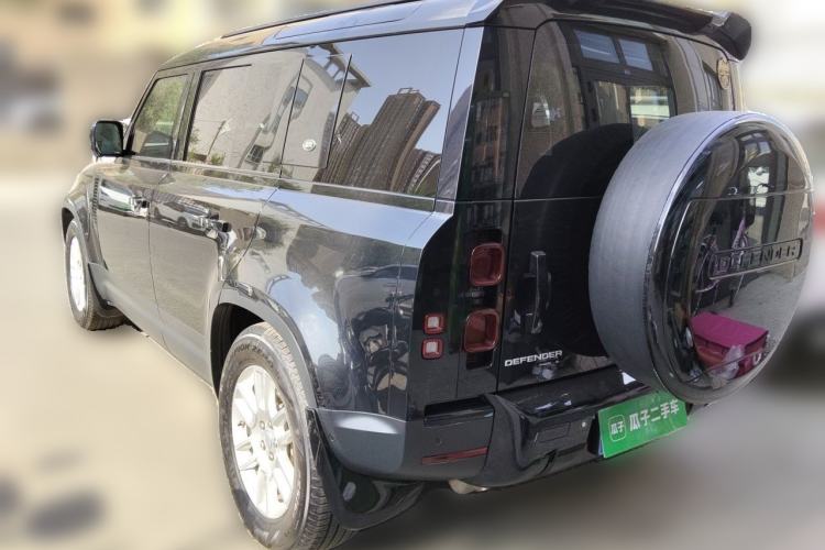 Used Land Rover Defender 2020 110 P400 SE Rear Left 45 Deg
