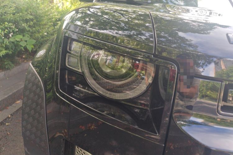 Used Land Rover Defender 2020 110 P400 Dark Special Edition Right Front Headlight
