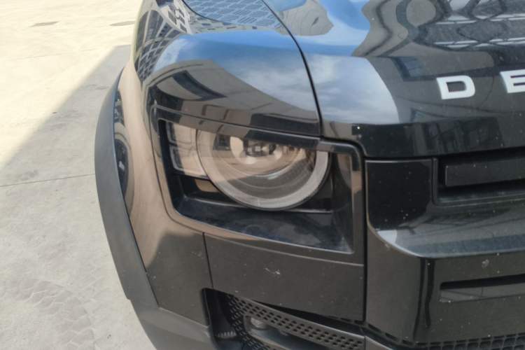 Used Land Rover Defender 2020 110 P400 SE Right Front Headlight