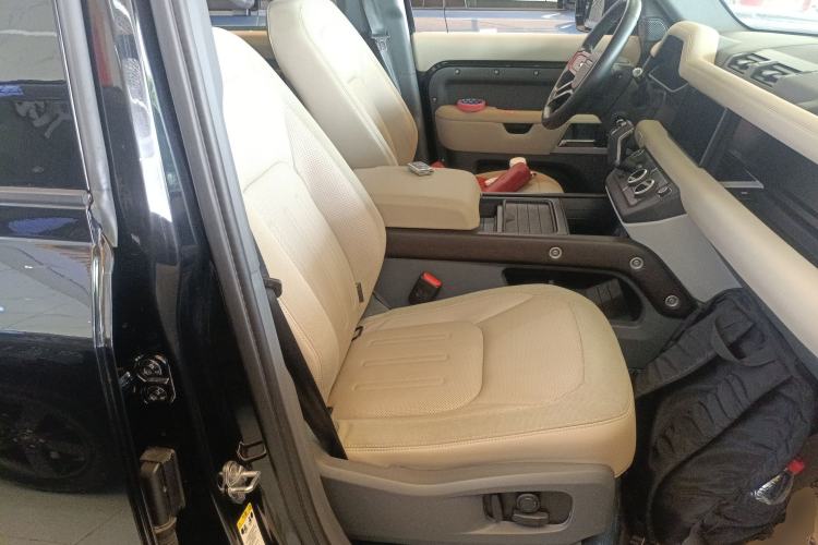Used Land Rover Defender 2020 110 P400 SE Right Front Seat
