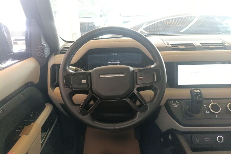 Used Land Rover Defender 2020 110 P400 SE Steering Wheel