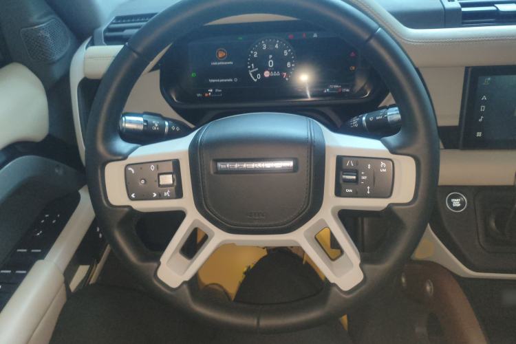 Used Land Rover Defender 2020 110 P400 HSE Steering Wheel