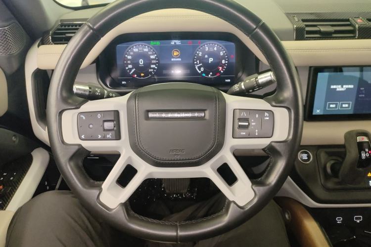 Used Land Rover Defender 2020 110 P400 HSE Steering Wheel