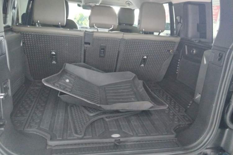 Used Land Rover Defender 2020 110 P400 Dark Special Edition Trunk