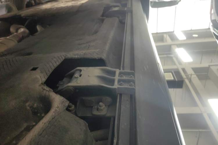Used Land Rover Defender 2020 110 P400 Dark Special Edition Chassis Rear Left