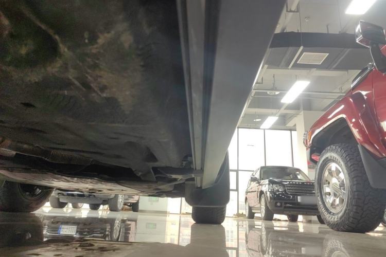 Used Land Rover Defender 2020 110 P400 Dark Special Edition Chassis Rear Right