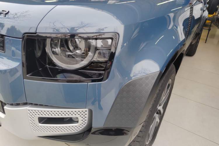 Used Land Rover Defender 2020 110 P400 Dark Special Edition Left Front Headlight