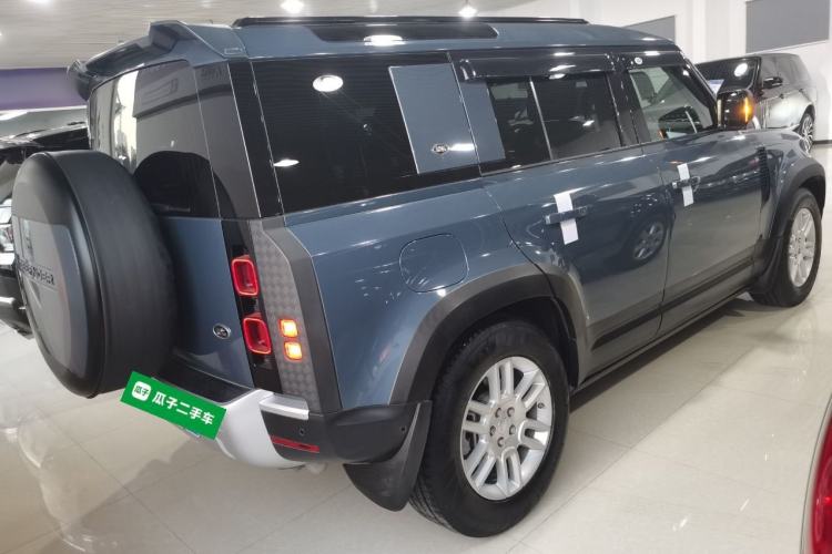Used Land Rover Defender 2020 110 P400 SE Rear Right 45 Deg