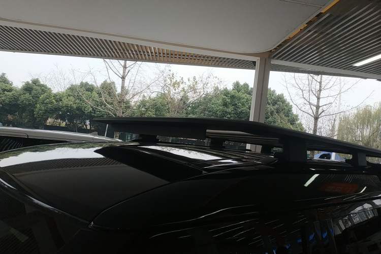 Used Land Rover Defender 2020 110 P400 Dark Special Edition Roof