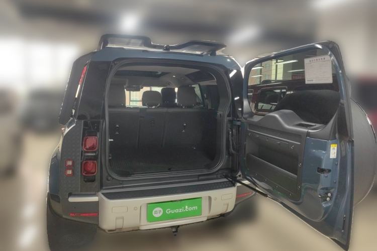 Used Land Rover Defender 2020 110 P400 Dark Special Edition Trunk