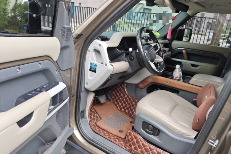 Used Land Rover Defender 2020 110 P400 HSE Driver Seat