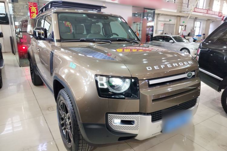 Used Land Rover Defender 2020 110 P400 SE Exterior 2