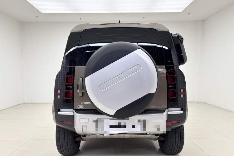 Used Land Rover Defender 2020 110 P400 HSE Exterior 3