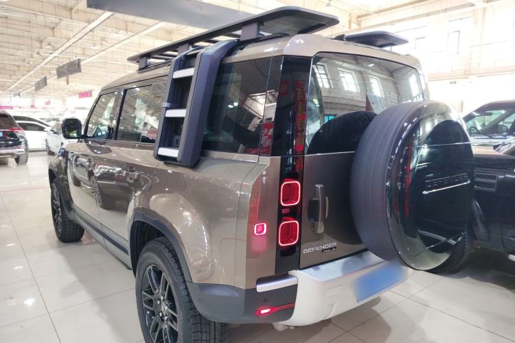 Used Land Rover Defender 2020 110 P400 SE Exterior 3