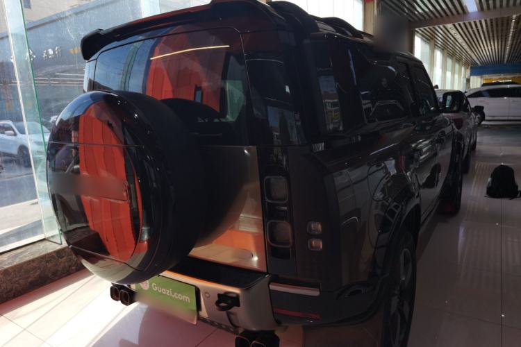 Used Land Rover Defender 2020 110 P400 X Exterior 5