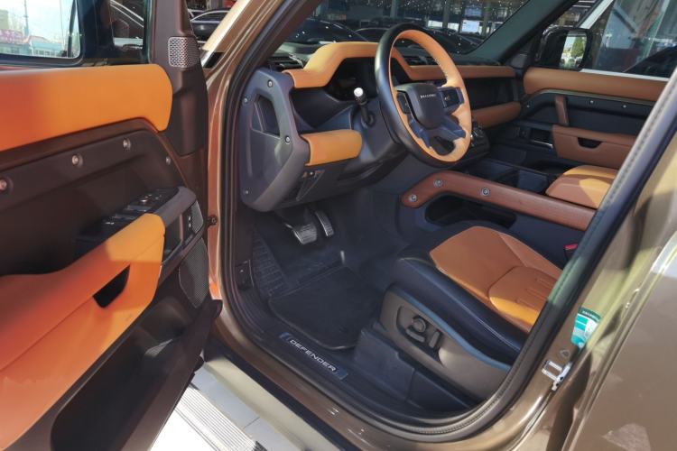 Used Land Rover Defender 2020 110 P400 X Interior 3