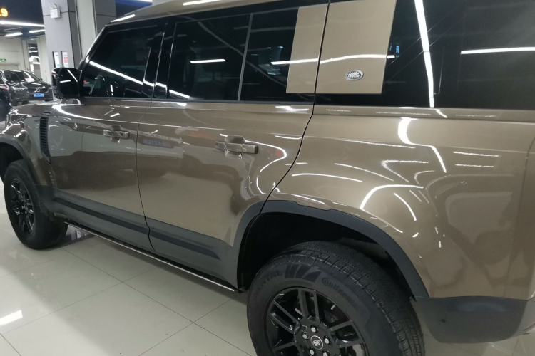 Used Land Rover Defender 2020 110 P400 SE Left Side