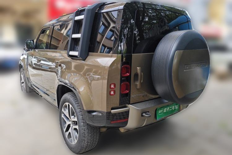 Used Land Rover Defender 2020 110 P400 HSE Rear Left 45 Deg