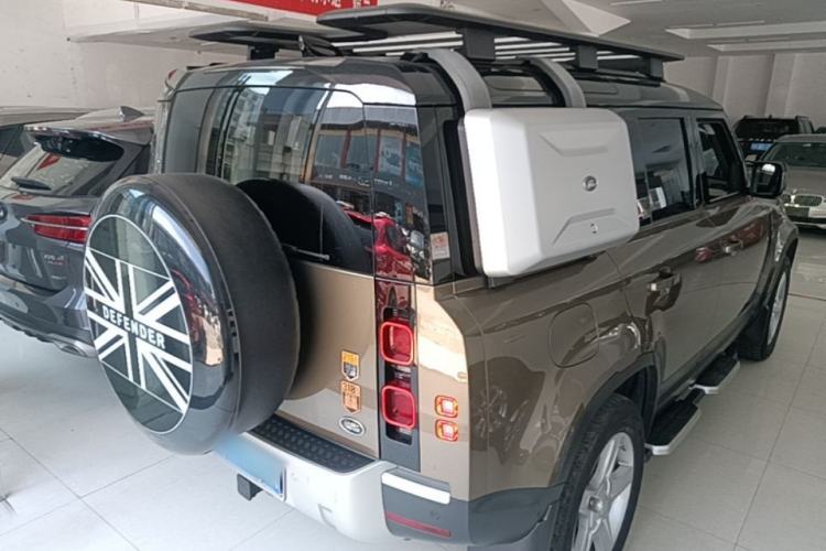 Used Land Rover Defender 2020 110 P400 HSE Rear Right 45 Deg