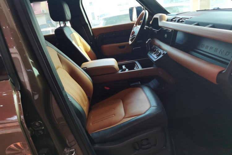 Used Land Rover Defender 2020 110 P400 X Right Front Seat