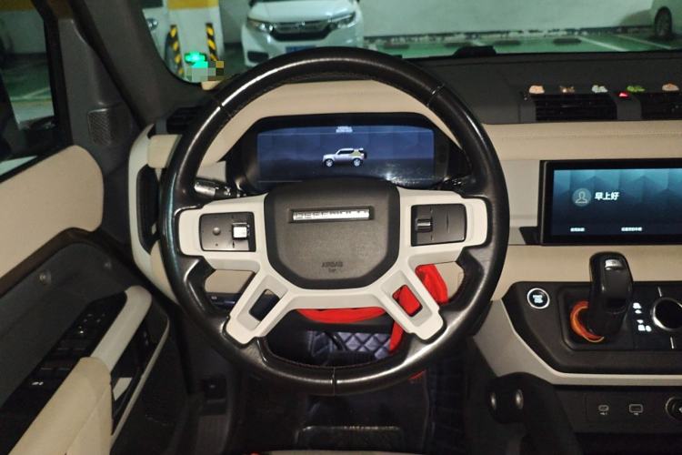 Used Land Rover Defender 2020 110 P400 SE Steering Wheel