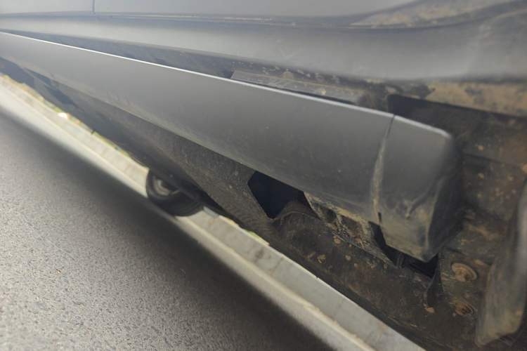 Used Land Rover Defender 2020 110 P400 HSE Chassis Rear Left