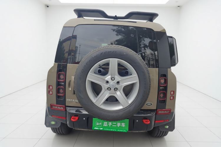 Used Land Rover Defender 2020 110 P400 HSE Exterior 4