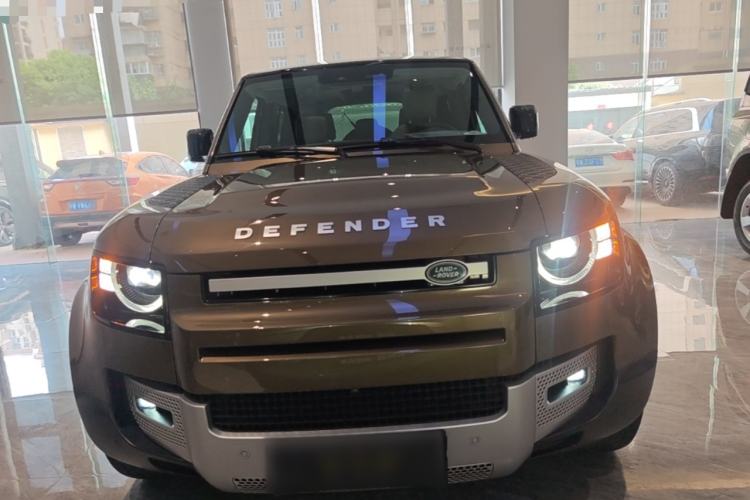 Used Land Rover Defender 2020 110 P400 HSE Front
