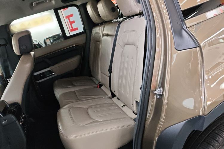 Used Land Rover Defender 2020 110 P400 HSE Left Rear Seat