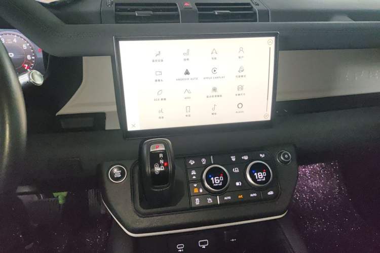 Used Land Rover Defender  Audio And AC Panel