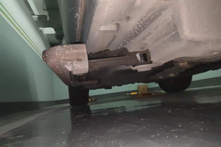 Used Land Rover Defender 2020 110 P400 HSE Chassis Front Right