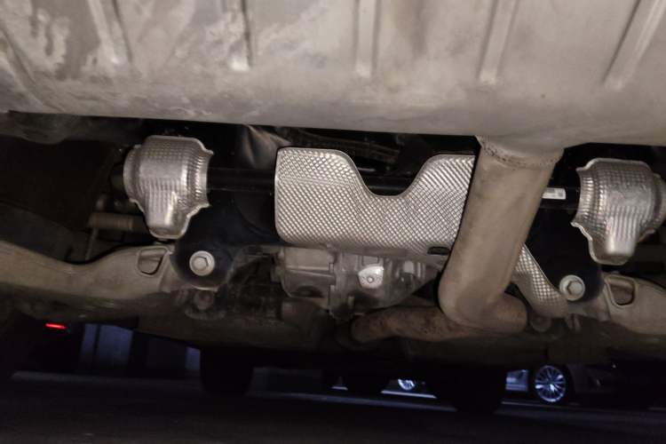 Used Land Rover Defender 2020 110 P400 HSE Chassis Rear