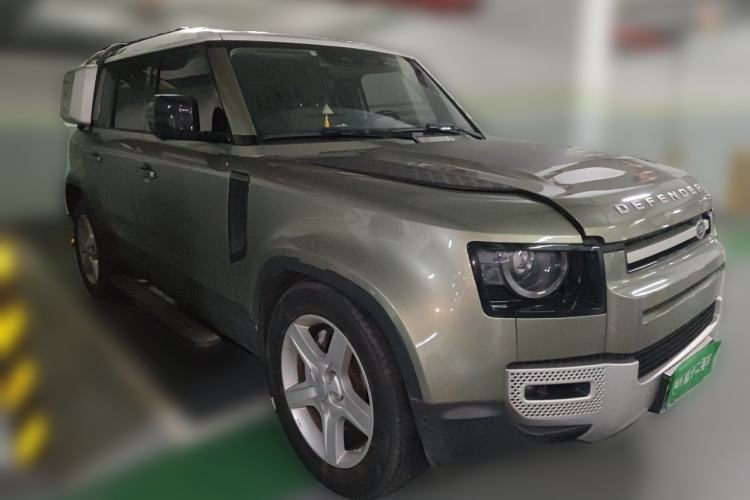 Used Land Rover Defender 2020 110 P400 HSE Front Right 45 Deg