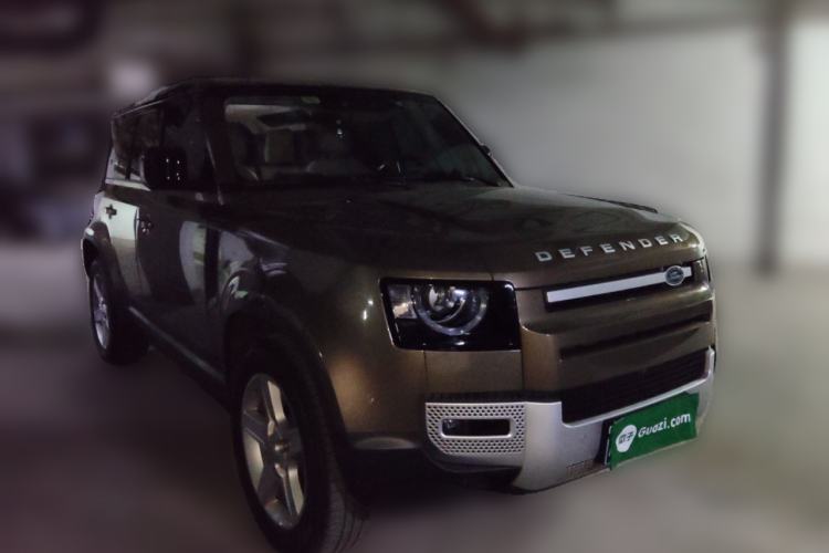 Used Land Rover Defender 2020 110 P400 HSE Front Right 45 Deg
