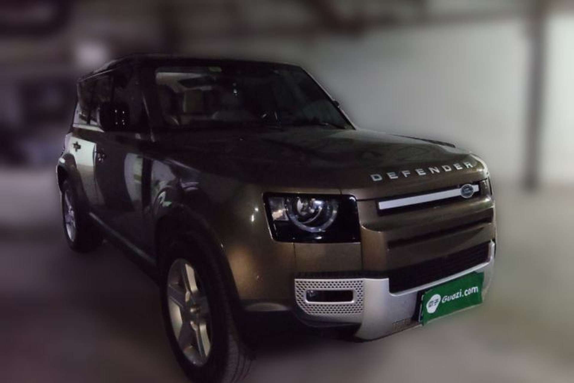 Подержанный Land Rover Defender 2020 3.0L 120300km AT 5 Seats на ...