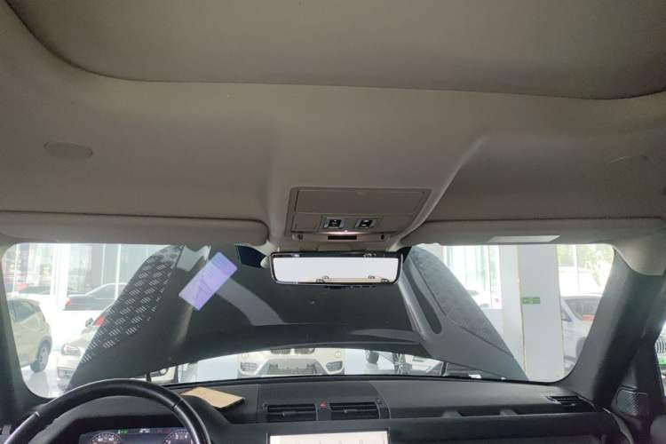 Used Land Rover Defender  Headliner