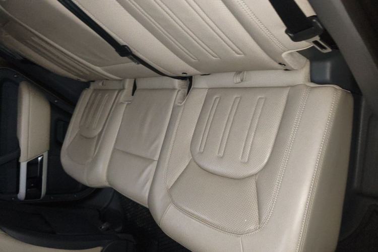 Used Land Rover Defender 2020 110 P400 HSE Left Rear Seat