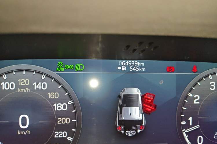 Used Land Rover Defender 2020 110 P400 HSE Odometer Close Up