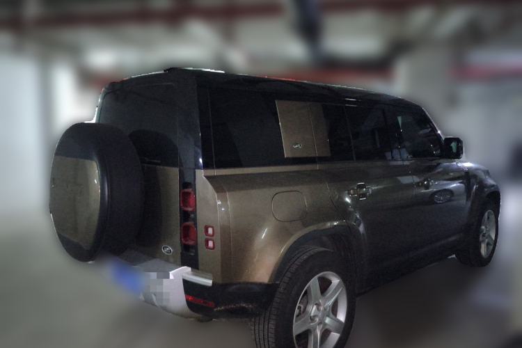 Used Land Rover Defender 2020 110 P400 HSE Rear Right 45 Deg