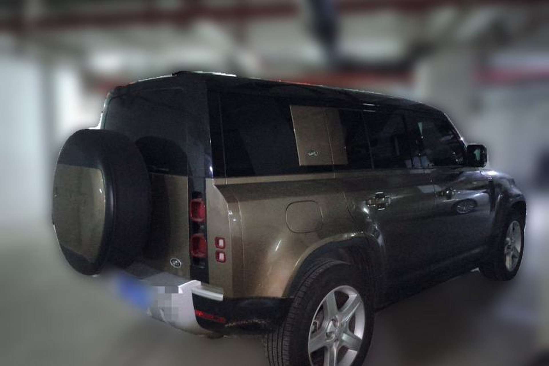 Used Land Rover Defender 2020 110 P400 HSE Rear Right 45 Deg